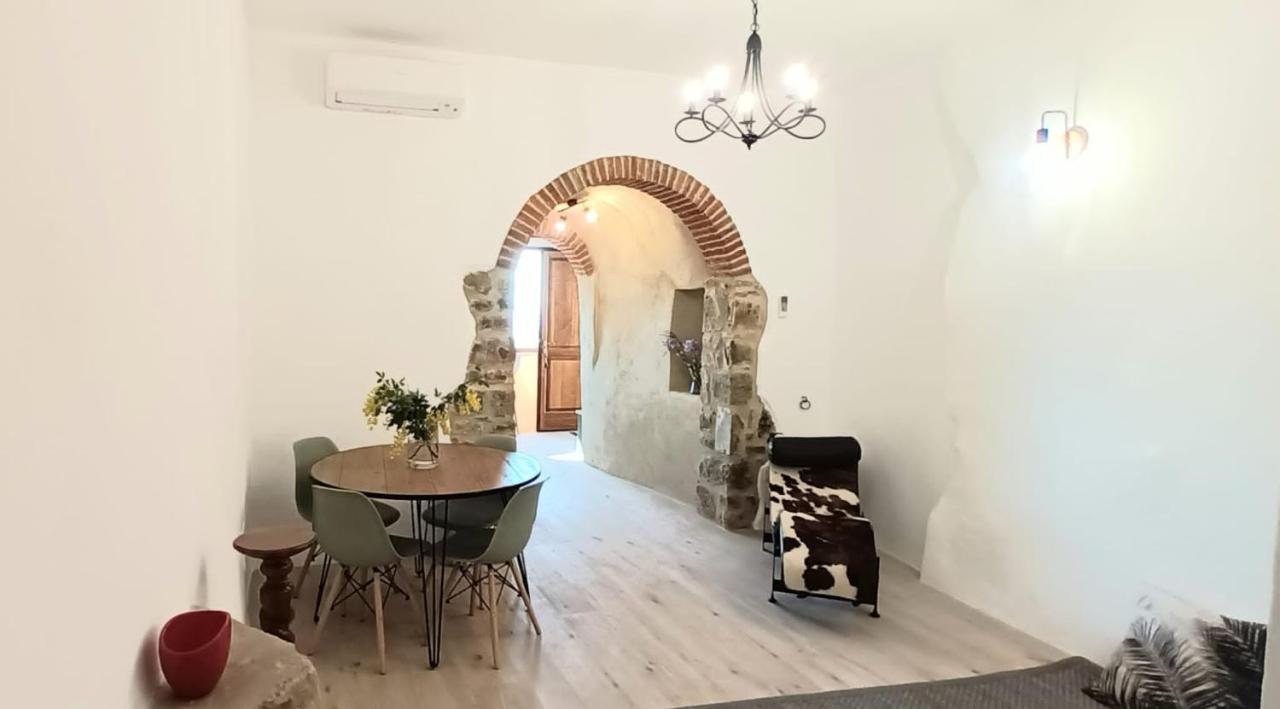 Casa Angolo Cantina Nel Castello Montegiovi Экстерьер фото